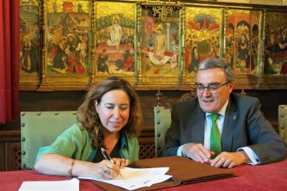 Firma de Sorigué y Paeria.