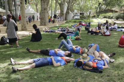 La guanyadora del concurs de tiradors de cervesa.
