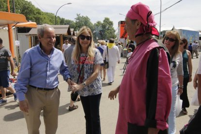 La guanyadora del concurs de tiradors de cervesa.