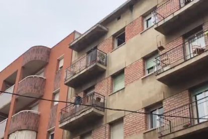 Incendi en un habitatge del carrer Tarragona de Lleida