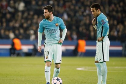 Ter Stegen, que salvó al Barça de un par de goles en la primera mitad, junto a Piqué, la imagen del abatimiento del conjunto azulgrana.