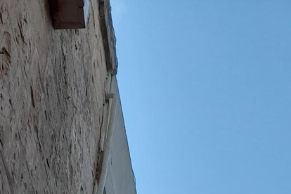 Fotos de cartells, senyals de trànsit o notificacions divertides.