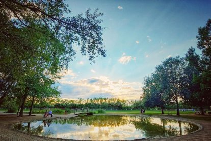 Envia'ns fotos relacionades amb l'estiu i guanya una estada a l'Hotel Castellarnau d'Escaló (Pallars Sobirà).