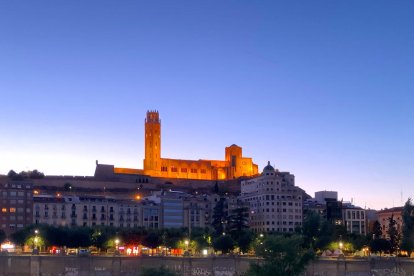 Envia'ns fotos relacionades amb l'estiu i guanya una estada a l'Hotel Castellarnau d'Escaló (Pallars Sobirà).
