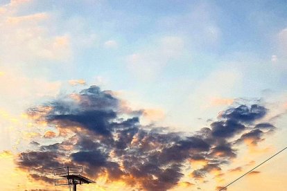 Envia'ns fotos relacionades amb l'estiu i guanya una estada a l'Hotel Castellarnau d'Escaló (Pallars Sobirà).