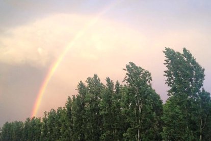 Envia'ns fotos relacionades amb l'estiu i guanya una estada a l'Hotel Castellarnau d'Escaló (Pallars Sobirà).