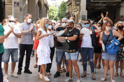 Manifestació d'hostalers i restauradors a Lleida