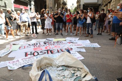Manifestació d'hostalers i restauradors a Lleida