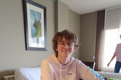 Felicita els teus familiars i amics pel seu aniversari, sant, casament enviant fotos a cercle@segre.com