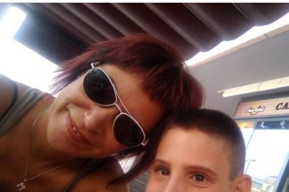 Felicita els teus familiars i amics pel seu aniversari, sant, casament enviant fotos a cercle@segre.com