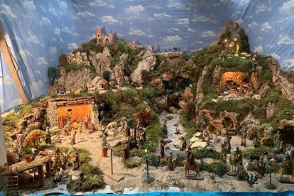 El balcó, el pessebre, l'arbre, el centre de taula...envia'ns fotos de la teva decoració nadalenca.