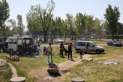 En grupos más reducidos como medida de protección ante la Covid-19