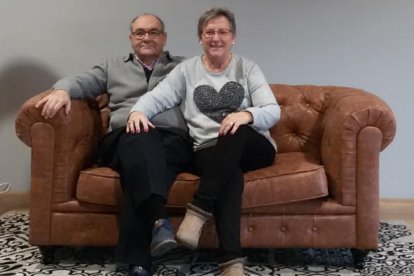 Felicita els teus familiars i amics pel seu aniversari, sant, casament enviant fotos a cercle@segre.com