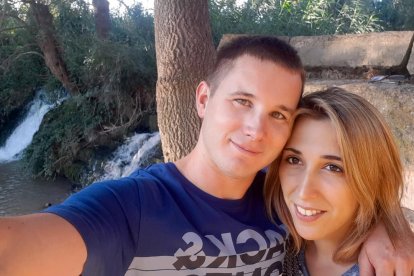 Felicita els teus familiars i amics pel seu aniversari, sant, casament enviant fotos a cercle@segre.com