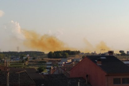 Causat per una deflagració a l'empresa Luqsa, a Sudanell i a prop de Montoliu