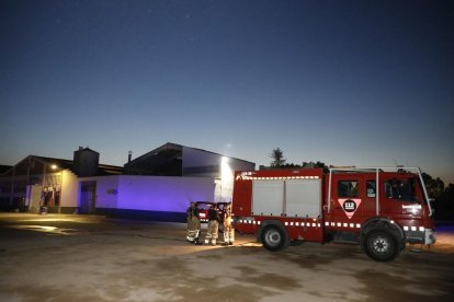 Causat per una deflagració a l'empresa Luqsa, a Sudanell i a prop de Montoliu