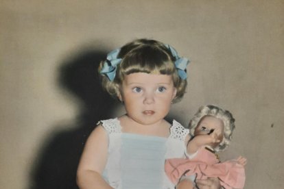 Con los padres, los primos, en la playa, en una excursión al campo, en la escuela... 
Envíanos tu foto preferida de cuando eras pequeño/a