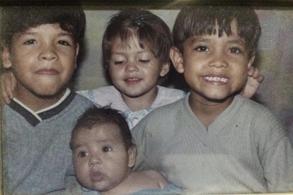 Con los padres, los primos, en la playa, en una excursión al campo, en la escuela... 
Envíanos tu foto preferida de cuando eras pequeño/a