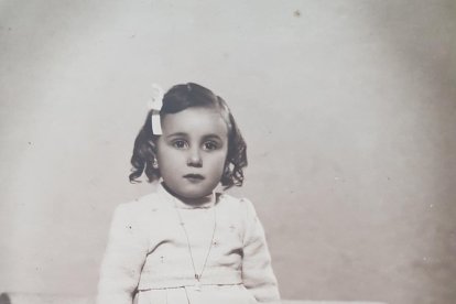 Con los padres, los primos, en la playa, en una excursión al campo, en la escuela... 
Envíanos tu foto preferida de cuando eras pequeño/a