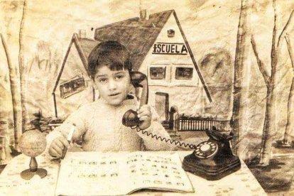 Con los padres, los primos, en la playa, en una excursión al campo, en la escuela... 
Envíanos tu foto preferida de cuando eras pequeño/a