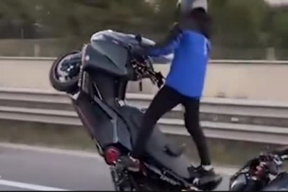 Imatges de les conduccions temeràries a l'A-2