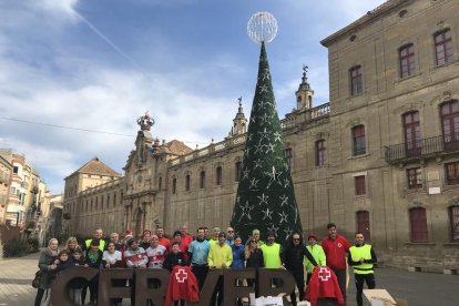 La Sant Silvestre de Lleida va tornar a ser multitudinària i aquest cop en horari matinal.