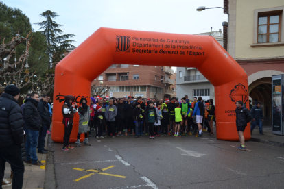 La Sant Silvestre de Lleida va tornar a ser multitudinària i aquest cop en horari matinal.