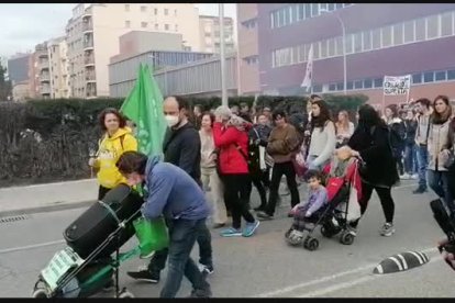 Manifestación de docentes en Lleida