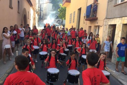 Joan Reñé i alcaldes de la comarca, ahir a Fondarella.