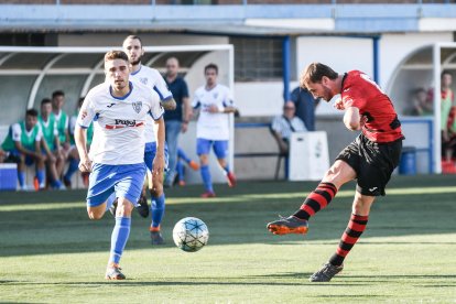 Mollerussa y EFAC disputaron un derbi muy igualado a lo largo de los 90 minutos.