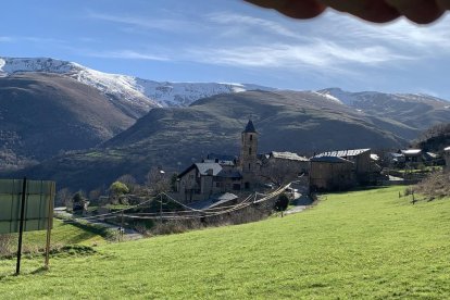 Arbres florits, camps verds i bon temps...ja és aquí la primavera!