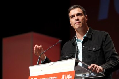 La trama política s’embolica al màxim