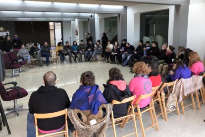 Manifestació a la planta tancada de Tracjusa a Juneda.