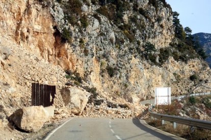 La marcha lenta de camiones de regreso a Lleida y retenciones en la calzada en sentido contrario.
