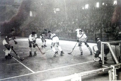 Jugadors, tècnics i directius de l’ICG Lleida Llista van rebre dijous passat l’homenatge de la ciutat per una gesta històrica.