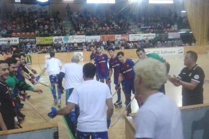 Els jugadors del Barcelona van fer el passadís als del Llista pel seu títol a la CERS.