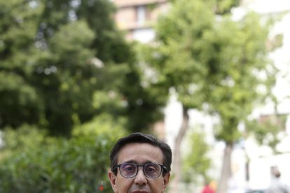 La taula informativa al vestíbul de l’Arnau de Vilanova, ahir, amb motiu del Dia del Donant.