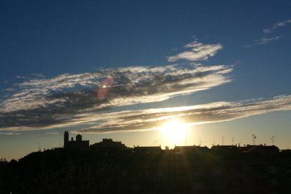 La boira, les fulles seques, els seus fruits... la tardor és una estació molt fotogènica.