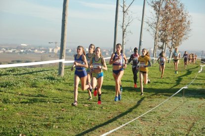 La sortida de la prova absoluta del 41 Cros Ciutat de Mollerussa Memorial Culleré.