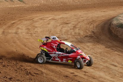 L’espectacle de l’autocròs va tornar al Circuit de Lleida amb la disputa d’una prova de l’Estatal.