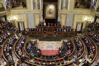 Liquidar la Constitució, mal negoci