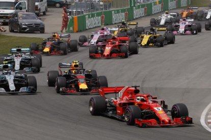 Sebastian Vettel celebra el seu triomf en el Gran Premi del Canadà, on va aconseguir el liderat del Mundial.