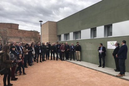 Acto de inauguración ayer en el CRAE situado en el Passeig de La Banqueta de Juneda.