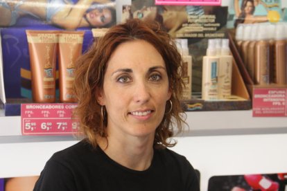 Imatge de camions circulant ahir per la carretera N-240.