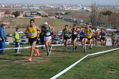 Una vista general de la prova absoluta masculina ahir al parc de la Serra.