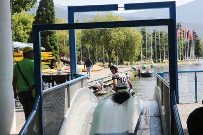 Unas de las actuaciones será el saneamiento y consolidación de las piedras del canal de eslalon.