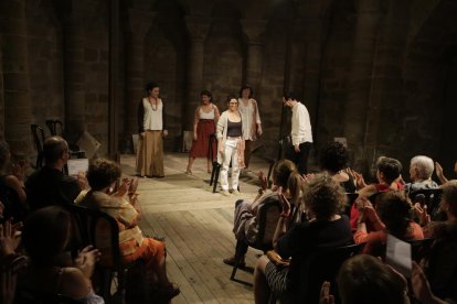 L’edifici de la Canonja de la Seu Vella va acollir les sessions de música i arts visuals de la Nit Sonora.