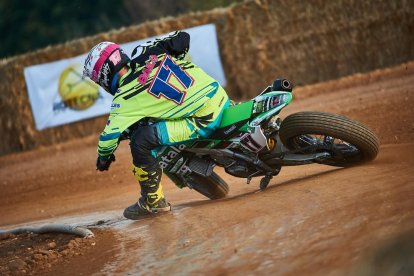 Un grupo de pilotos durante la disputa de la carrera.