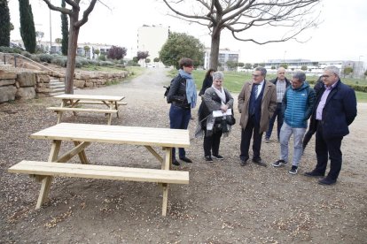 Ros visitó ayer las obras de accesibilidad y acondicionamiento del Parc Joan Oró.