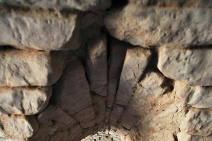 Els murs dels marges de pedra seca de Mas Ramon, Guissona, entre els més ben conservats a la Segarra.